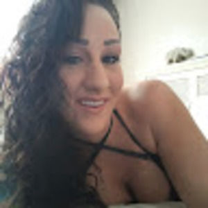 Meet your Posher, Ayla